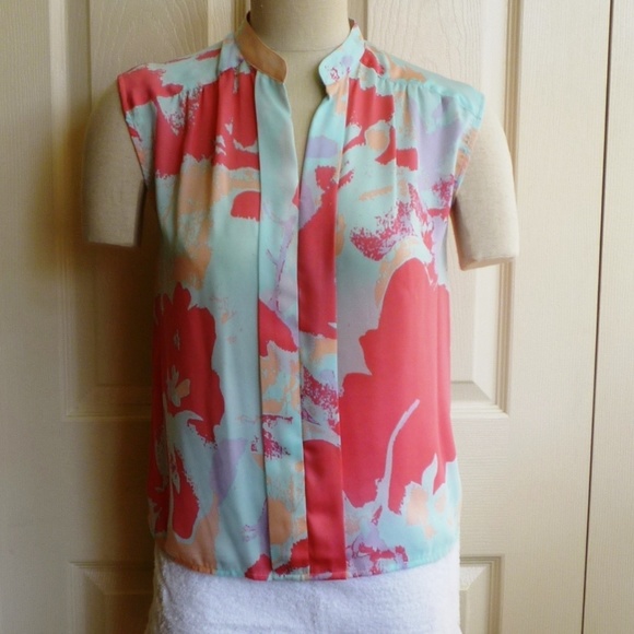 Liz Claiborne & Daisy Fuentes - Picture 2 of 8